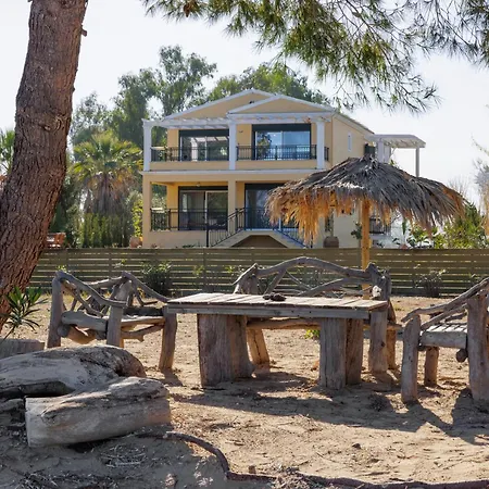 Sunbreeze-beachfront Luxury 5 Bed 4 Bath-sleeps 10 Vilă *