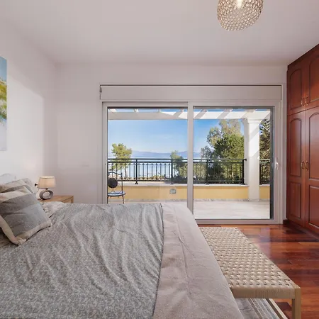 Vilă Sunbreeze-beachfront Luxury 5 Bed 4 Bath-sleeps 10