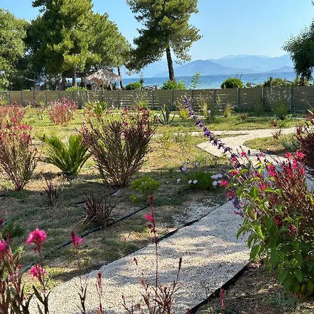 Sunbreeze-beachfront Luxury 5 Bed 4 Bath-sleeps 10 Vilă